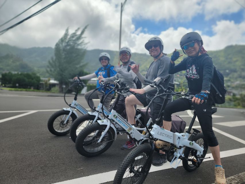 Oahu: Waikiki E-Bike Ride and Manoa Falls Hike - Meeting at Kuhio Village Tower and getting bike-ready