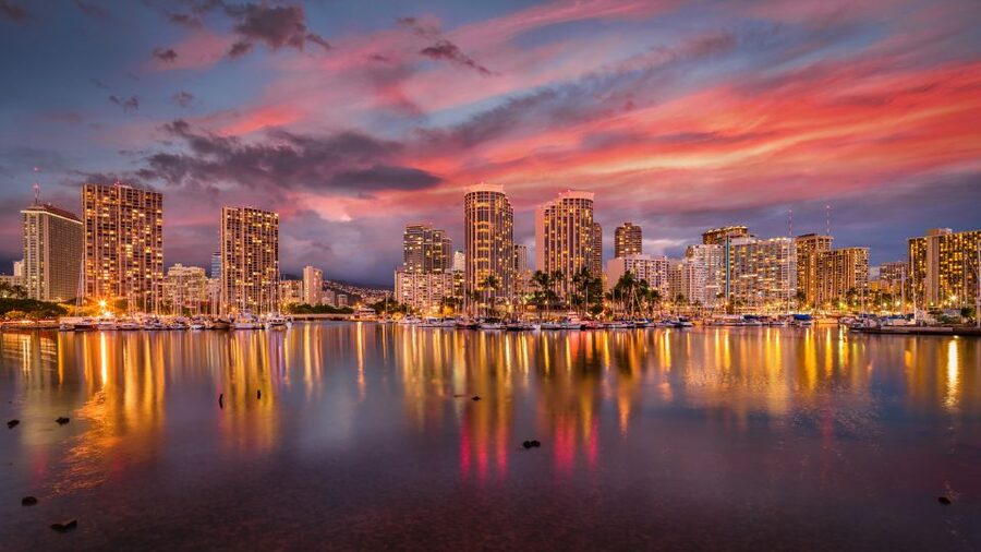 Oahu: Waikiki Glass Bottom Boat Sunset Cruise - Waikiki narration from the water: history you can actually picture