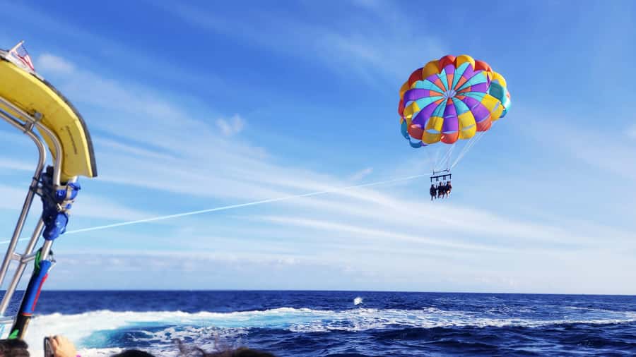 Oahu: Waikiki Parasailing - Timing and Weather: Why 1 Hour Can Feel Like More or Less