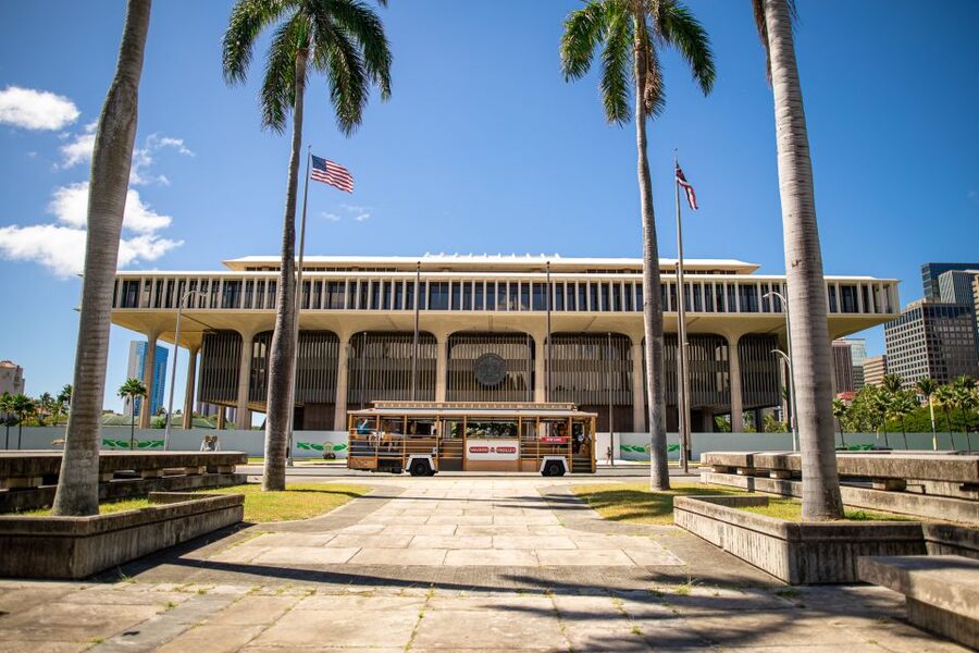 Oahu: Waikiki Trolley Hop-on Hop-off All-Line Pass - Why a Waikiki Trolley Pass Beats Playing It by Ear