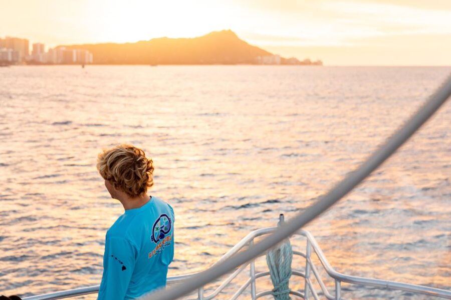 Oahu: Waikiki Turtle Canyons Cruise and Snorkel Excursion - Practical tips so you enjoy the water instead of battling it