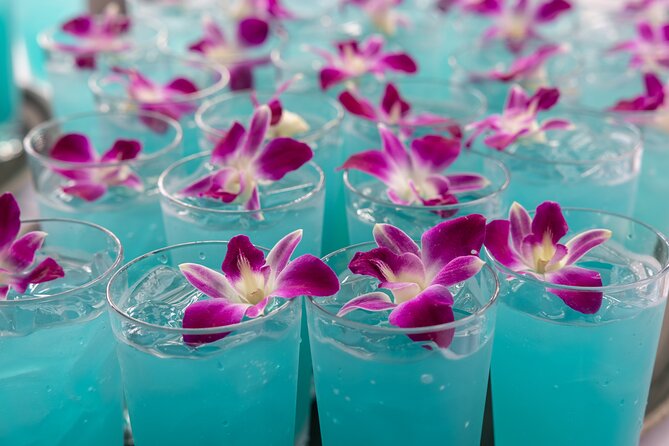 Paina Waikiki Luau at Waikiki Beach Marriott - Logistics without stress: transportation, timing, and what to bring