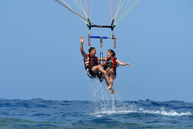 Parasailing and Jetski Experience in Maunalua Bay - Parasailing in Maunalua Bay: the sky lift that feels controlled