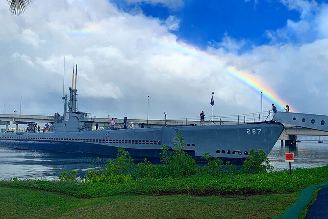 Pearl Harbor Tour Arizona Memorial and USS Bowfin - Who this private tour suits best