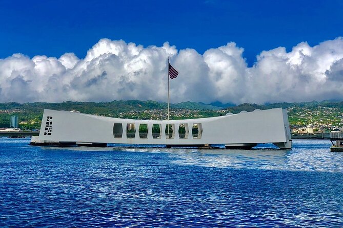 Pearl Harbor Tour with USS Arizona & Missouri Battleship - What to Pack for Pearl Harbor (So You Don’t Lose Time)