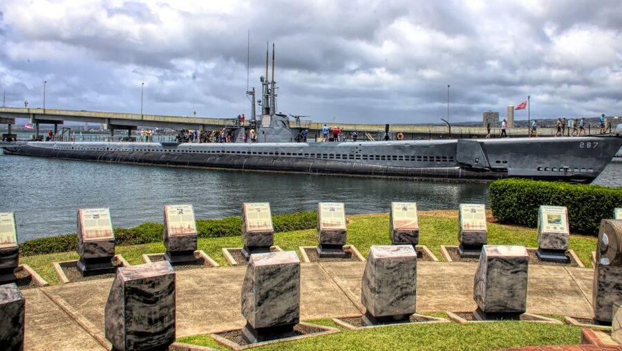 Pearl Harbor: USS Arizona Memorial & Battleship Missouri - The Drive-By Honolulu Stops: Context Beyond the Harbor