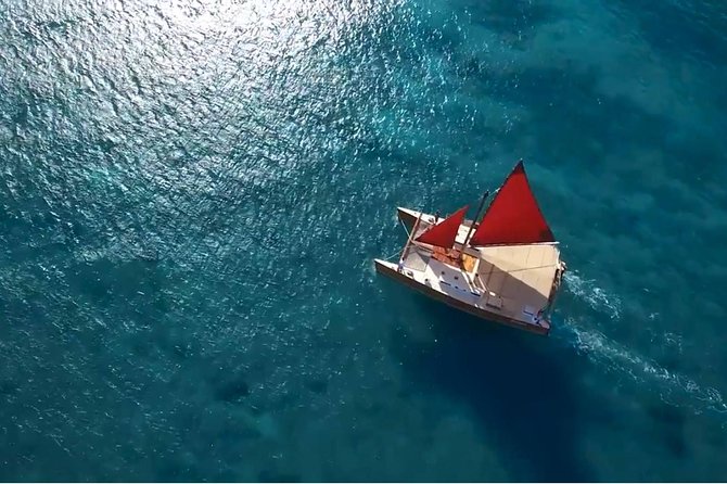 Polynesian Canoe Morning Sail - Small Group = More Attention From the Crew