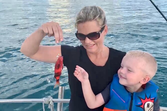 Private Fishing Charter for Family and Friends in Honolulu - Key things I’d put on your Honolulu fishing checklist