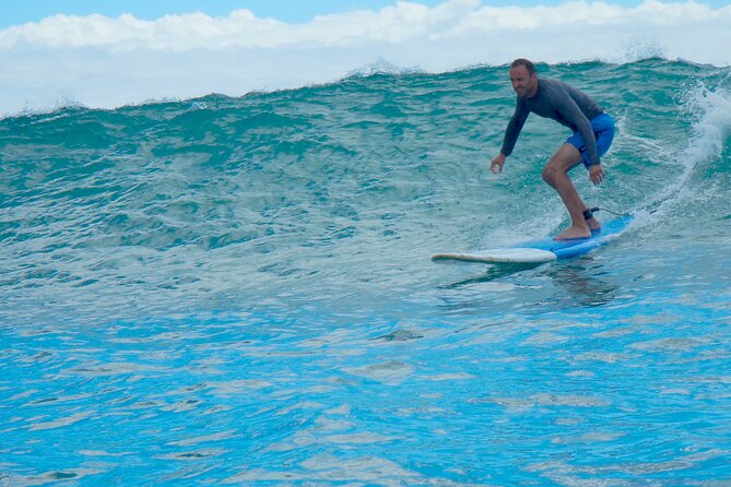Private Guided Surf Boarding Lesson in Honolulu - How the 2.5 hours tends to feel: structured, not chaotic