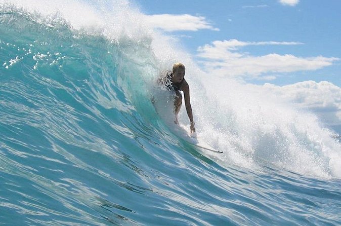 Private Guided Surf Boarding Lesson in Honolulu - Private group energy: why you’ll progress faster with fewer delays