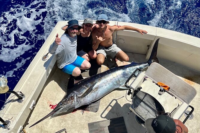 Private Luxury Sportfishing Experience Aboard Limitless - Setting Real Expectations on Private Oahu Sportfishing
