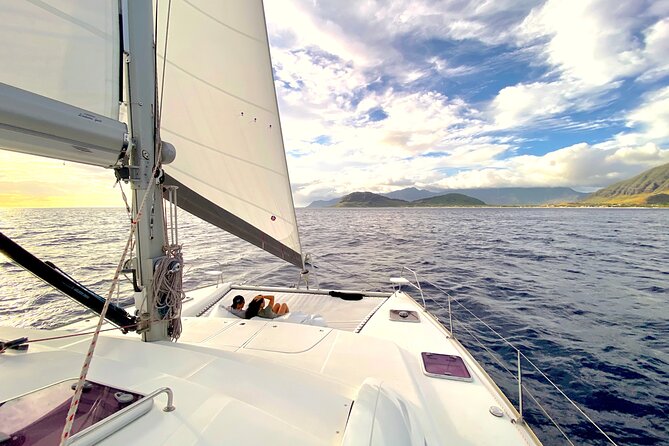 Private Oahu Sunset Charter with Tasting and Drinks - A private sunset charter from Ko Olina: why it’s worth the premium