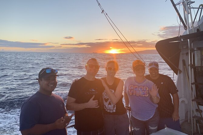 Private Sunset Boat Cruise in Waikiki Honolulu - Wildlife chances: whales, dolphins, and turtles