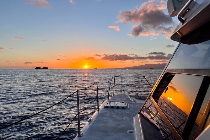 Private Sunset Catamaran Cruise in Waikiki - A private Waikiki sunset you can actually hear yourself think