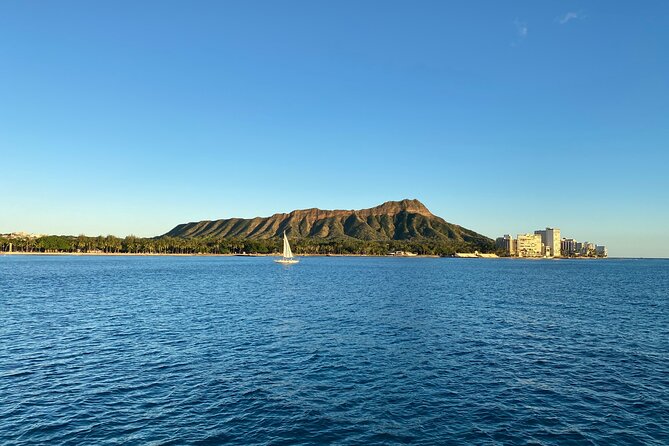 Private Sunset Catamaran Cruise in Waikiki - Snorkeling with turtles: how the experience actually plays out