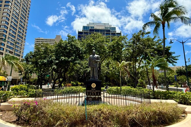 Private Walking Food Tour in Honolulu With Secret Food Tours - Stop 2: Brothers in Valor Memorial and WWII history you can feel