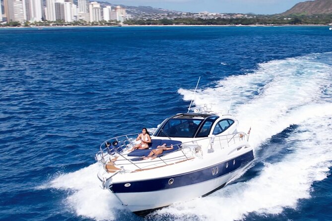 Private Yacht Charter - The 2-Hour Flow: From Holomoana St to East Oahu Views