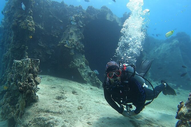 SCUBA Dive at Electric Beach with Photos -No Certification Needed - What to bring (and what not to overpack) for Electric Beach