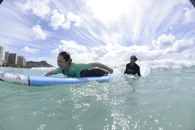 Semi-Private Surf Lesson for 2 or 3 people on Waikiki Beach - Gear, Locks, and the Small Stuff That Prevents Stress