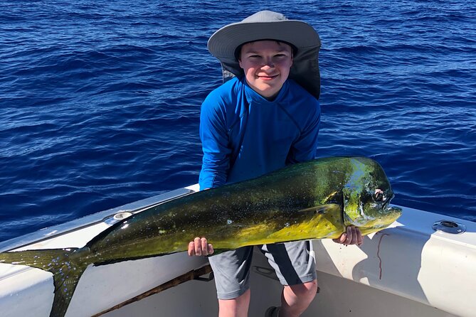 Shared Deep Sea Full-Day Fishing Charter in Hawaiian Waters - Boat comfort and the reality of an 8-hour fishing day