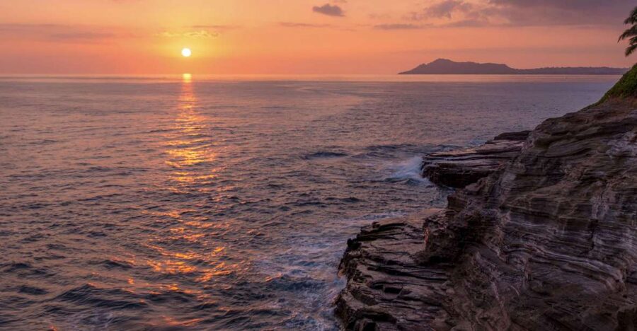 Small Group Tour of Honolulu Scenic Vistas with Sunset - Makapuʻu Lookout: Koʻolau Mountain Views and a Real Sense of Scale