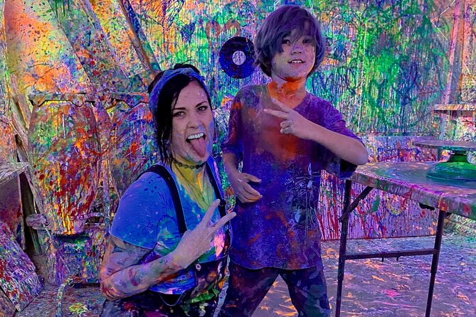 Splatter Art Paint Studio Experience in Hawaii - Who This Is Best For (and Who Might Feel Out of Place)