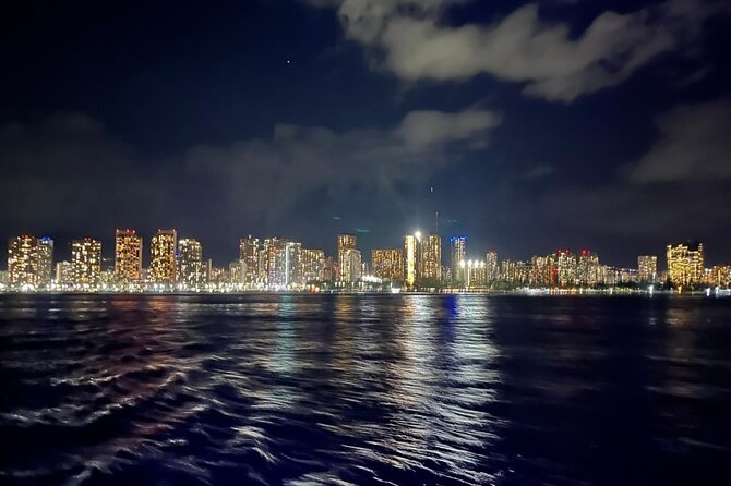 Sunset Cruise along Waikiki Coastline - Onboard Comfort: Snacks, Water, and the BYOB Setup