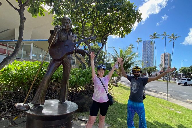 "Tour de Honolulu" Foodie Bike Tour - Food tasting that actually feels like a meal, not a snack