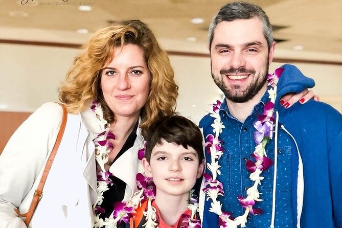 Traditional Airport Lei Greeting on Honolulu Oahu - What’s included vs. what you still need to arrange