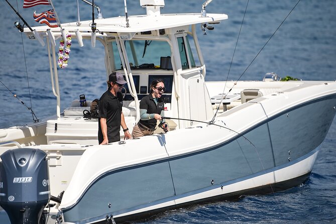 Venture Wildlife Snorkel Charter from Ko Olina - Comfort and snacks: a 2-hour rhythm that works