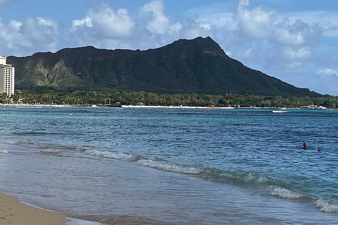 Waikiki 3pm Tradewind Sail - Open Bar Included - Boarding reality: where to meet and what to wear