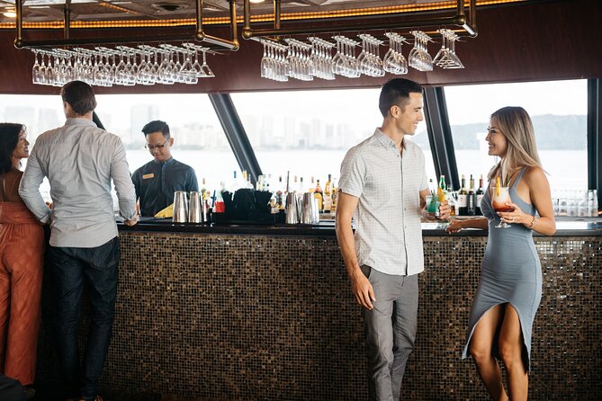 Waikiki Fireworks Cocktail Cruise - Weather and Rescheduling: What to Expect If Conditions Are Bad