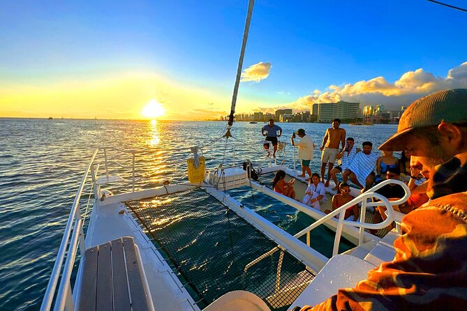 Waikiki Friday Firework Catamaran Tour - Hilton Hawaiian Village Fireworks: Your Seat Is the Water