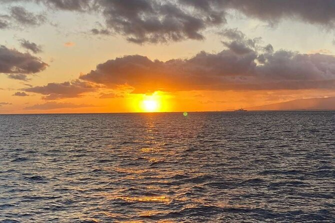Waikiki Friday Fireworks Boat Cruise from Oahu - Snacks, drinks, and BYOB: what to pack mentally