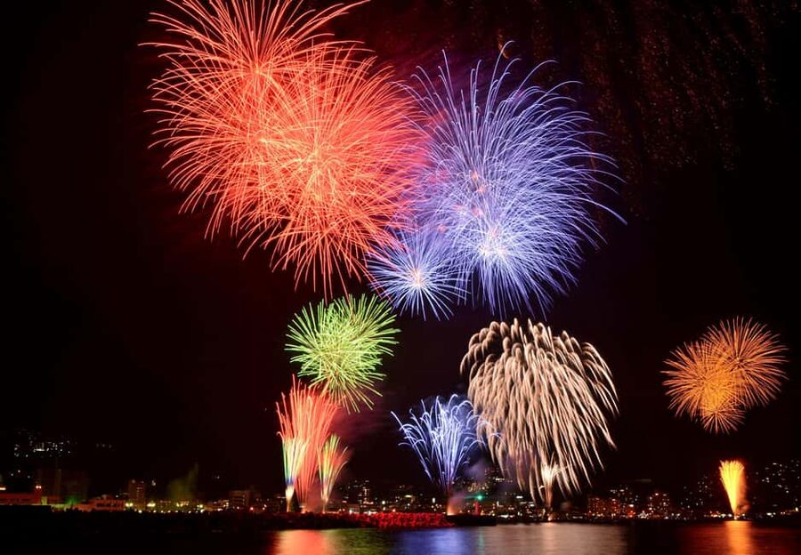 Waikiki Friday Night Fireworks Cruise+Nagaoka Fireworks 3/15 - Diamond Head From the Water: The Best Photos Are the Easy Ones