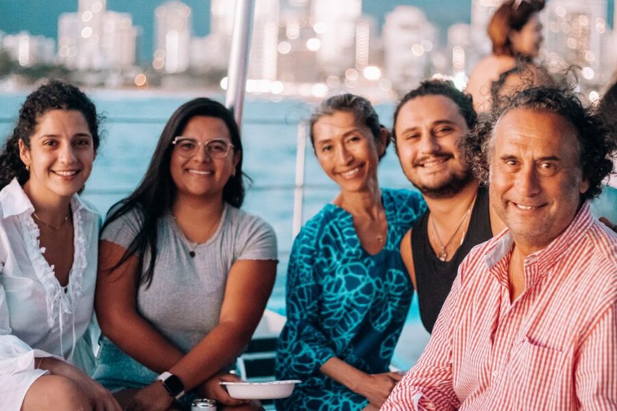 Waikiki Friday Night Fireworks Cruise+Nagaoka Fireworks 3/15 - Timing You Can Actually Plan Around: Check-In at 7:30