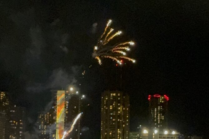 Waikiki Glass Bottom Boat Fireworks Tour - When the boat lineup changes (and how to plan for that)