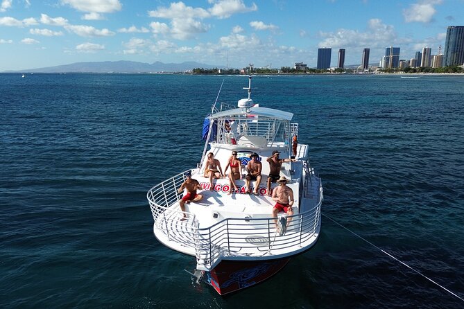 Waikiki, Hawaii: Deluxe Snorkel and Wildlife Cruise - Crew Energy and Helpful Names You Might Recognize