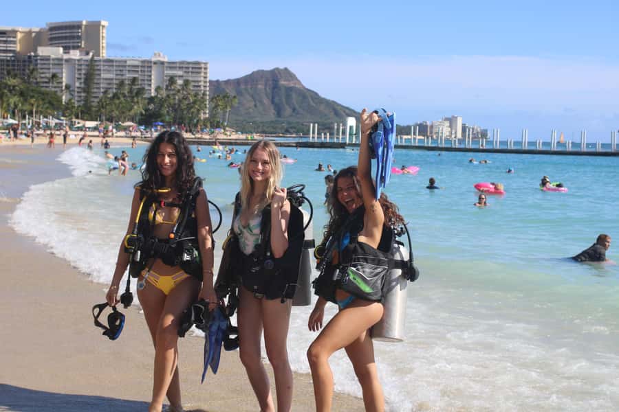 Waikiki: Honolulu Beginner Scuba Diving with Videos - Where to meet in Waikiki and what to bring (so you’re not scrambling)