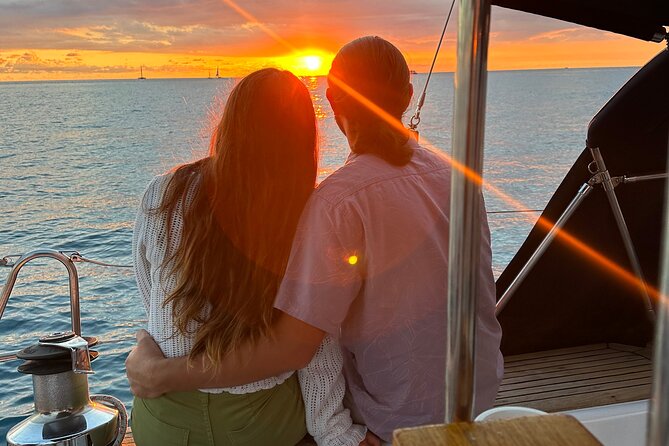 Waikiki private Day Tour and Sunset sail for couples - Why this sunset sail feels different than Waikiki shore time