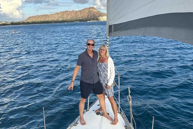 Waikiki private Day Tour and Sunset sail for couples - Stop 3: Diamond Head State Monument and the open-ocean glide