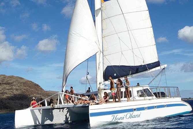 Waikiki Signature Sunset Catamaran Sail - Entering Waikiki’s Sunset Scene From the Water