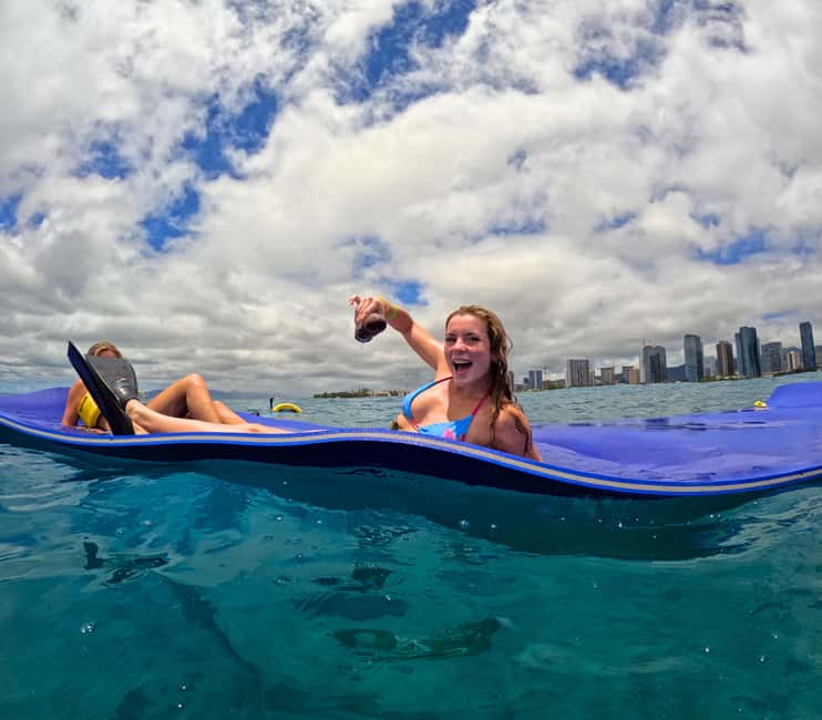 Waikiki Snorkeling and Ocean Waterpark Adventure - Onboard comfort: snacks, drinks, and the small wins