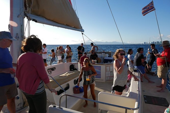 Waikiki Sunset Cocktail Sail with Open Bar - Views and photo moments: how to time your best shots