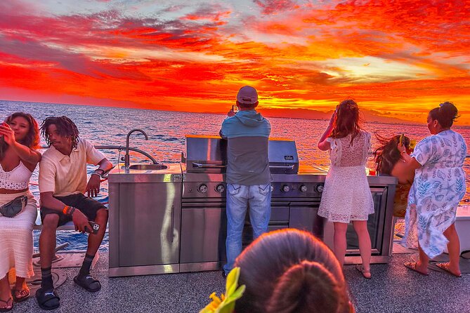 Waikiki Sunset Cruise from Oahu - Inside the Boat: Shade, Sound, Restrooms, and Space