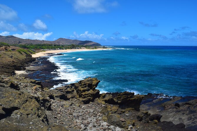Waikiki Trolley Blue Line Coastline & Local Grindz Hop-on Hop-off - Stop 1: Halona Blowhole photo stop in 15 minutes