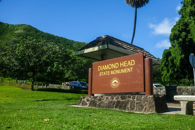 Waikiki Trolley Blue Line Coastline & Local Grindz Hop-on Hop-off - Rainbow Drive-In plate lunch: the local-food reset you’ll be glad you planned