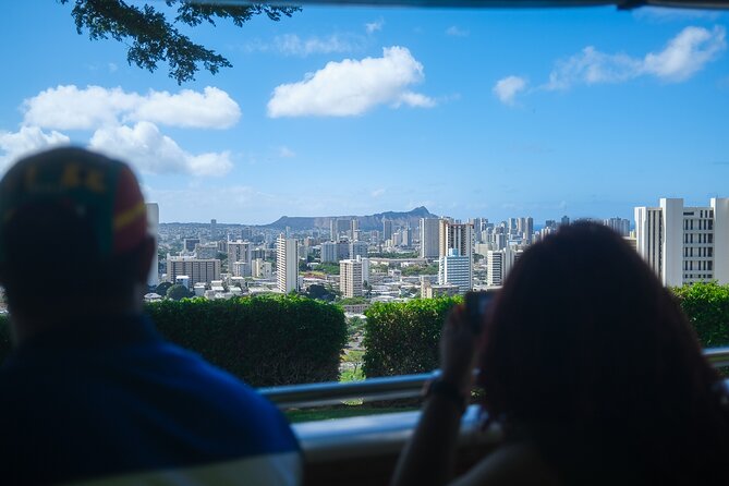 Waikiki Trolley Red Line Heroes & Legends Hop-on Hop-off Tour - Foster Botanical Garden and Izumo Taishakyo: Gardens and Sacred Space