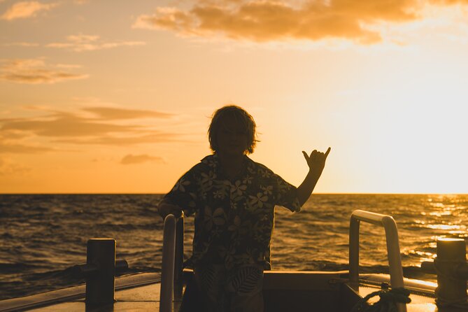 West Oahu Sunset Cocktail Cruise with Appetizers - Comfort and practical stuff: seating, restrooms, and the harbor reality